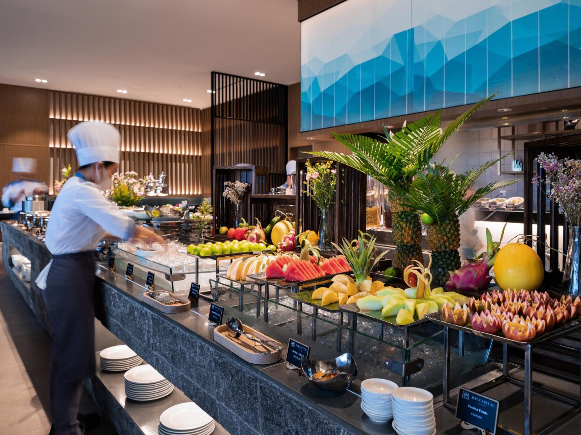 Crowne Plaza Danang City Centre By Ihg Exterior photo